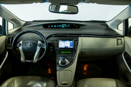 Продажа Toyota Prius III (XW30) Plug-in Hybrid 1.8 AT (99 л.с.) 2010 Синий в Автодом