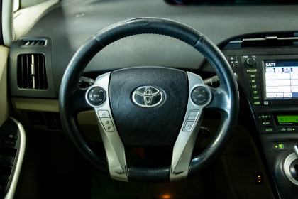 Продажа Toyota Prius III (XW30) Plug-in Hybrid 1.8 AT (99 л.с.) 2010 Синий в Автодом
