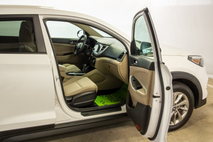 Продажа Hyundai Tucson III 2.0 AT (150 л.с.) 2017 Белый в Автодом