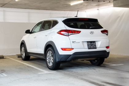 Продажа Hyundai Tucson III 2.0 AT (150 л.с.) 2017 Белый в Автодом