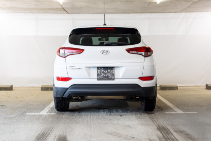 Продажа Hyundai Tucson III 2.0 AT (150 л.с.) 2017 Белый в Автодом