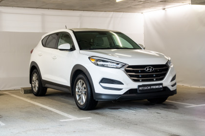 Продажа Hyundai Tucson III 2.0 AT (150 л.с.) 2017 Белый в Автодом