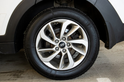 Продажа Hyundai Tucson III 2.0 AT (150 л.с.) 2017 Белый в Автодом