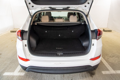 Продажа Hyundai Tucson III 2.0 AT (150 л.с.) 2017 Белый в Автодом