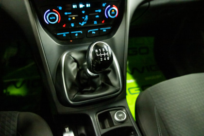 Продажа Ford C-MAX II Рестайлинг 1.5 MT (120 л.с.) 2018 Серебристый в Автодом