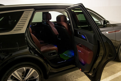 Продажа Hongqi E-HS9 I 85 kWh 0.0 AT (435 л.с.) 2022 Черный в Автодом