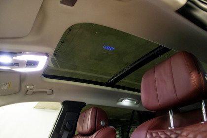 Продажа Hongqi E-HS9 I 85 kWh 0.0 AT (435 л.с.) 2022 Черный в Автодом