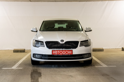 Продажа Skoda Superb II Рестайлинг 1.8 AMT (160 л.с.) 2014 Белый в Автодом