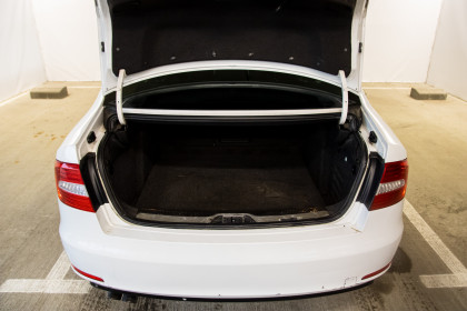 Продажа Skoda Superb II Рестайлинг 1.8 AMT (160 л.с.) 2014 Белый в Автодом