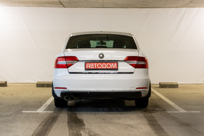 Продажа Skoda Superb II Рестайлинг 1.8 AMT (160 л.с.) 2014 Белый в Автодом