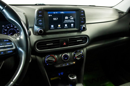 Продажа Hyundai Kona I 2.0 AT (149 л.с.) 2019 Серый в Автодом