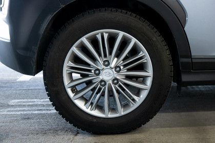 Продажа Hyundai Kona I 2.0 AT (149 л.с.) 2019 Серый в Автодом