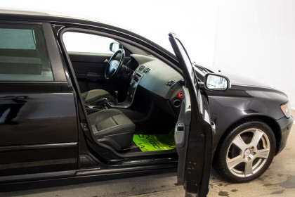 Продажа Volvo V50 I 1.8 MT (125 л.с.) 2007 Черный в Автодом