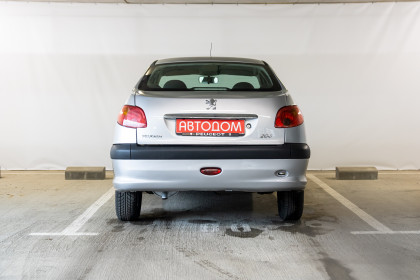 Продажа Peugeot 206 I 1.4 MT (75 л.с.) 2007 Серебристый в Автодом