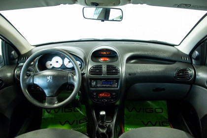 Продажа Peugeot 206 I 1.4 MT (75 л.с.) 2007 Серебристый в Автодом