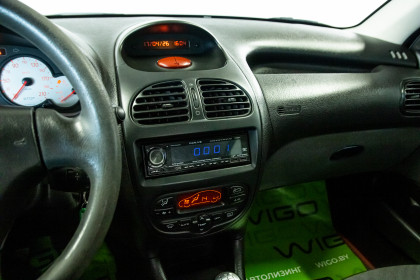 Продажа Peugeot 206 I 1.4 MT (75 л.с.) 2007 Серебристый в Автодом