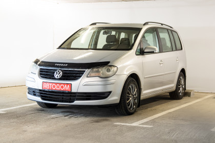 Продажа Volkswagen Touran I Рестайлинг 1.4 MT (140 л.с.) 2008 Серебристый в Автодом