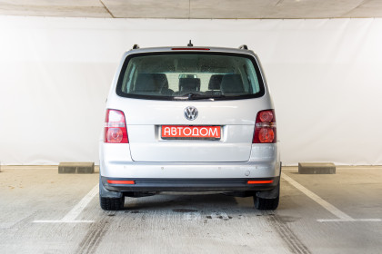 Продажа Volkswagen Touran I Рестайлинг 1.4 MT (140 л.с.) 2008 Серебристый в Автодом
