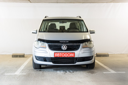 Продажа Volkswagen Touran I Рестайлинг 1.4 MT (140 л.с.) 2008 Серебристый в Автодом