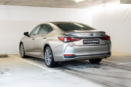 Продажа Lexus ES VII 250 2.5 AT (206 л.с.) 2020 Серый в Автодом