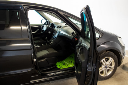 Продажа Ford S-MAX I Рестайлинг 1.6 MT (115 л.с.) 2014 Черный в Автодом