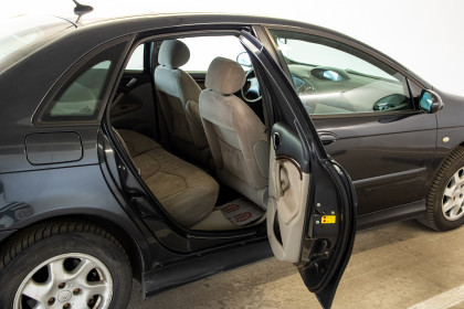 Продажа Citroen C5 I 2.0 MT (136 л.с.) 2001 Черный в Автодом