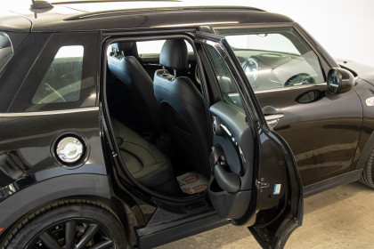Продажа Mini Countryman II Cooper S 2.0 AMT (192 л.с.) 2019 Черный в Автодом