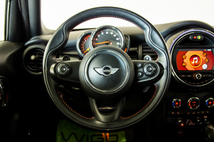 Продажа Mini Countryman II Cooper S 2.0 AMT (192 л.с.) 2019 Черный в Автодом