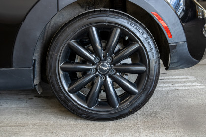 Продажа Mini Countryman II Cooper S 2.0 AMT (192 л.с.) 2019 Черный в Автодом