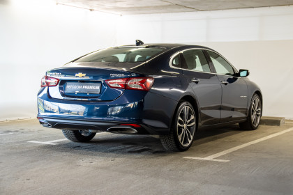 Продажа Chevrolet Malibu IX Рестайлинг 2.0 AT (250 л.с.) 2020 Синий в Автодом