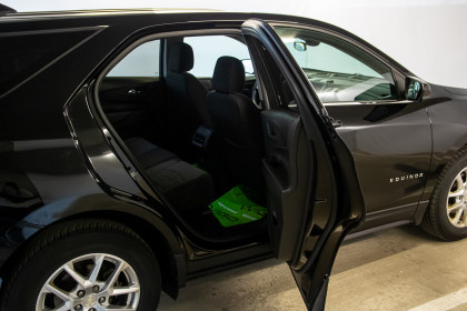 Продажа Chevrolet Equinox III Рестайлинг 1.5 AT (173 л.с.) 2021 Черный в Автодом