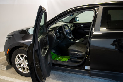 Продажа Chevrolet Equinox III Рестайлинг 1.5 AT (173 л.с.) 2021 Черный в Автодом