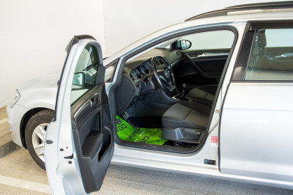 Продажа Volkswagen Golf VII 1.6 MT (105 л.с.) 2016 Серебристый в Автодом