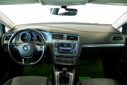 Продажа Volkswagen Golf VII 1.6 MT (105 л.с.) 2016 Серебристый в Автодом
