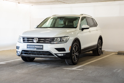 Продажа Volkswagen Tiguan II Allspace 2.0 AT (187 л.с.) 2017 Белый в Автодом