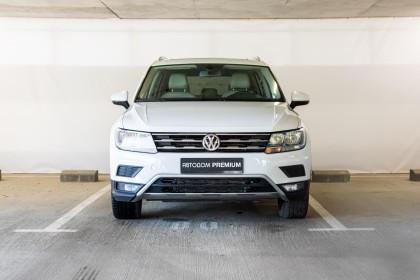 Продажа Volkswagen Tiguan II Allspace 2.0 AT (187 л.с.) 2017 Белый в Автодом