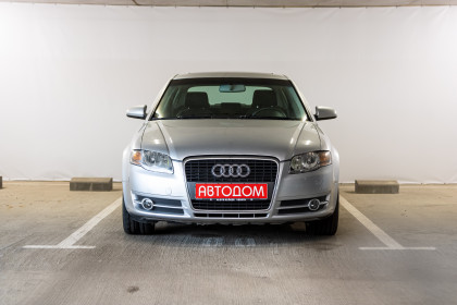 Продажа Audi A4 III (B7) 2.0 MT (130 л.с.) 2006 Серебристый в Автодом