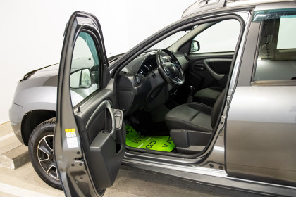 Продажа Renault Duster I Рестайлинг 1.6 MT (114 л.с.) 2020 Серый в Автодом