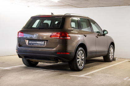 Продажа Volkswagen Touareg II 3.0 AT (240 л.с.) 2011 Коричневый в Автодом