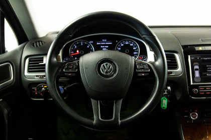 Продажа Volkswagen Touareg II 3.0 AT (240 л.с.) 2011 Коричневый в Автодом