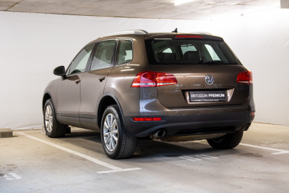 Продажа Volkswagen Touareg II 3.0 AT (240 л.с.) 2011 Коричневый в Автодом