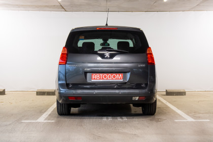 Продажа Peugeot 5008 I 1.6 MT (112 л.с.) 2011 Серый в Автодом