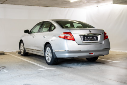 Продажа Nissan Teana II Рестайлинг 2.5 CVT (182 л.с.) 2011 Серебристый в Автодом