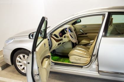 Продажа Nissan Teana II Рестайлинг 2.5 CVT (182 л.с.) 2011 Серебристый в Автодом