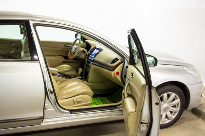 Продажа Nissan Teana II Рестайлинг 2.5 CVT (182 л.с.) 2011 Серебристый в Автодом