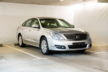 Продажа Nissan Teana II Рестайлинг 2.5 CVT (182 л.с.) 2011 Серебристый в Автодом