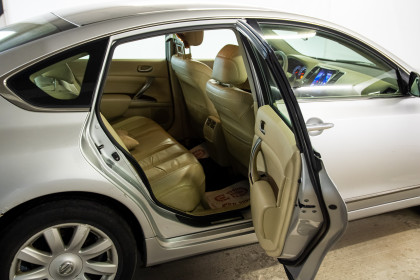 Продажа Nissan Teana II Рестайлинг 2.5 CVT (182 л.с.) 2011 Серебристый в Автодом