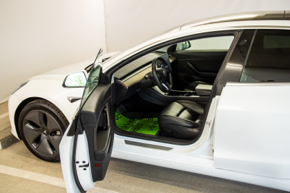 Продажа Tesla Model 3 I Performance 0.0 AT (462 л.с.) 2019 Белый в Автодом