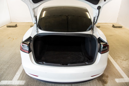 Продажа Tesla Model 3 I Performance 0.0 AT (462 л.с.) 2019 Белый в Автодом