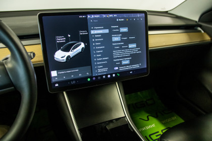 Продажа Tesla Model 3 I Performance 0.0 AT (462 л.с.) 2019 Белый в Автодом